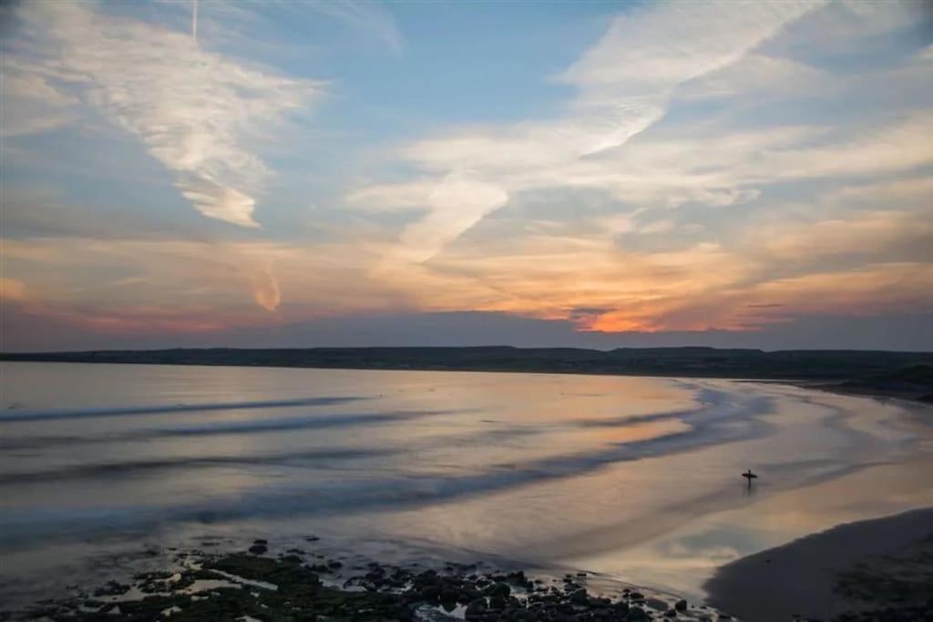 Village Centre Apartment Lahinch Eksteriør bilde