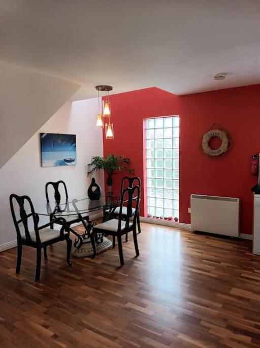 Village Centre Apartment Lahinch Eksteriør bilde