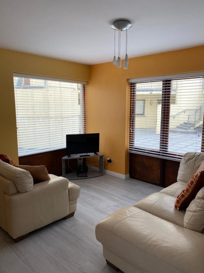 Village Centre Apartment Lahinch Eksteriør bilde
