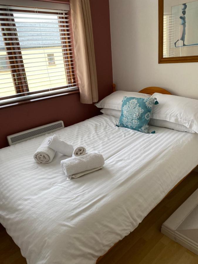 Village Centre Apartment Lahinch Eksteriør bilde